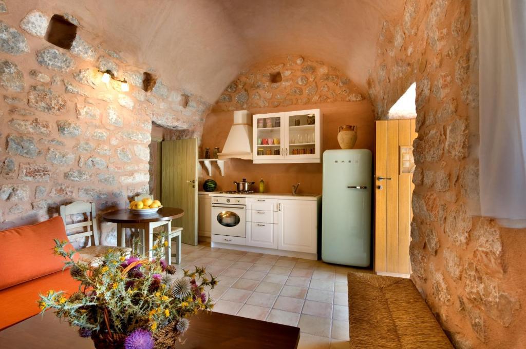 Aparthotel Arapakis Historic Castle Pírgos Dhiroú Pokoj fotografie
