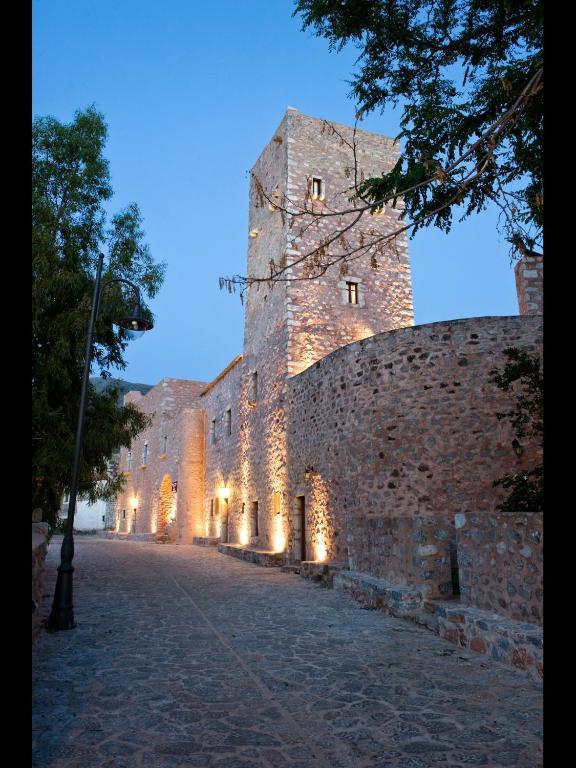 Aparthotel Arapakis Historic Castle Pírgos Dhiroú Exteriér fotografie